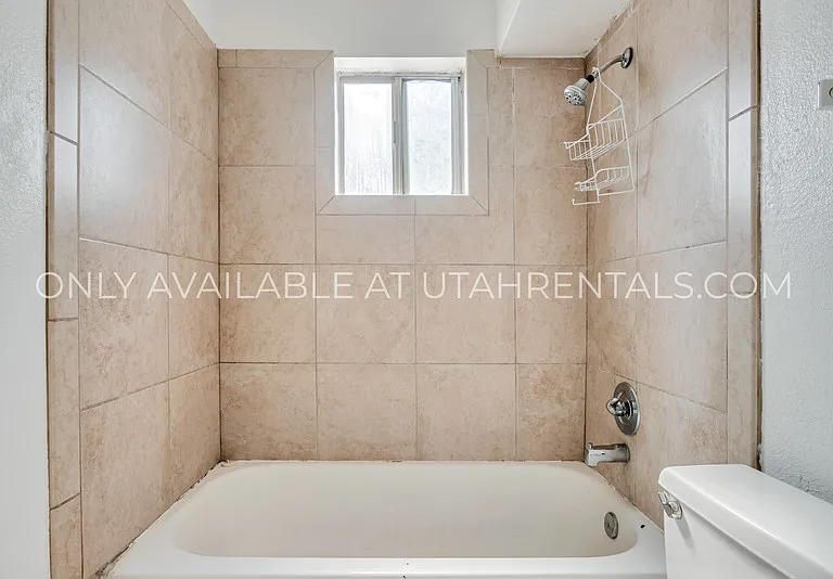 255 E Center St #9 — Photo 12