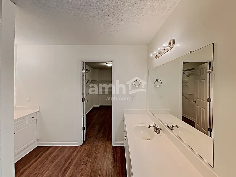 1121 Lauren Way NW — Photo 12