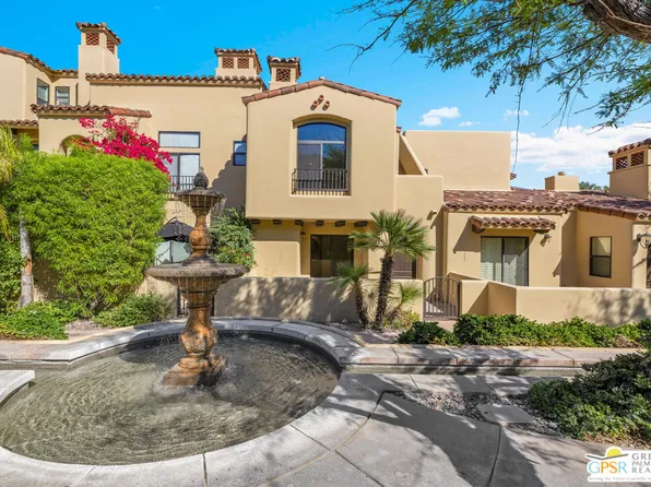 213 Villorrio Dr E, Palm Springs, CA 92262