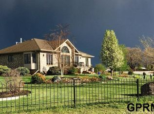 9049 S 230th Plaza Cir, Gretna, NE 68028