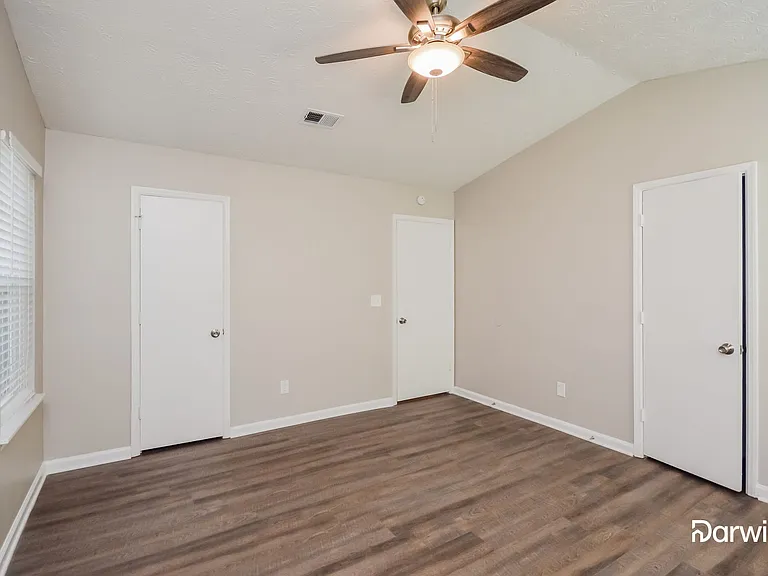 1611 Rolling Hills Trl SE — Photo 13
