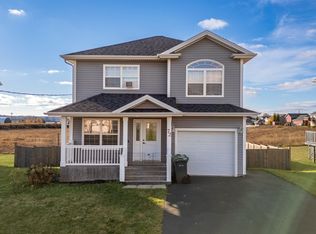 72 Mutch Cres, Charlottetown, PE C1E 3G4