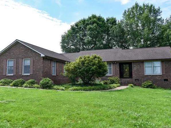 422 E Homestead Ave, Shelby, NC 28152