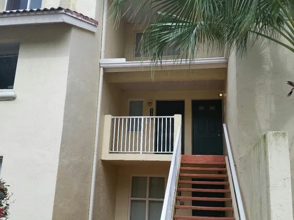 15103 Glenmoor Dr, West Palm Beach, FL 33409