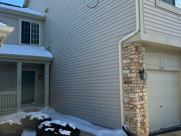 6321 Commonwealth Dr, Loves Park, IL 61111