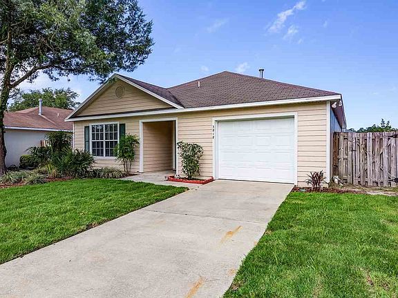 2nd image of 3818 NW 25th Ter