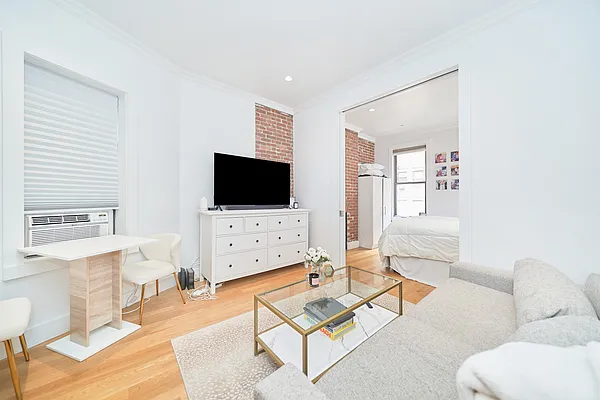 Rented by Living New York | media 14