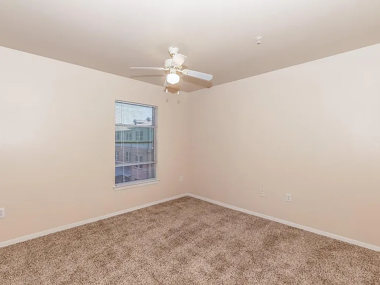 Wright Senior Apartments — Photo 44