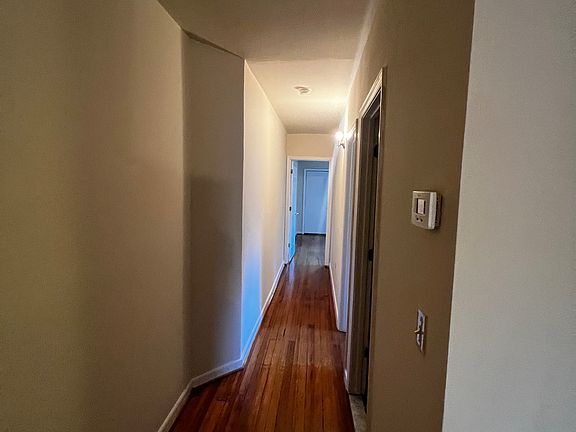 5th image of 3008 Ellwood Ave APT B