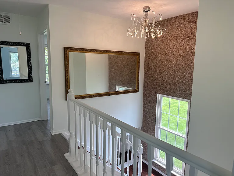 15 Byrnes Ln E — Photo 9