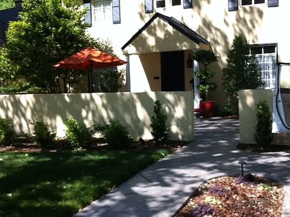 2808 Land Park Dr, Sacramento, CA 95818