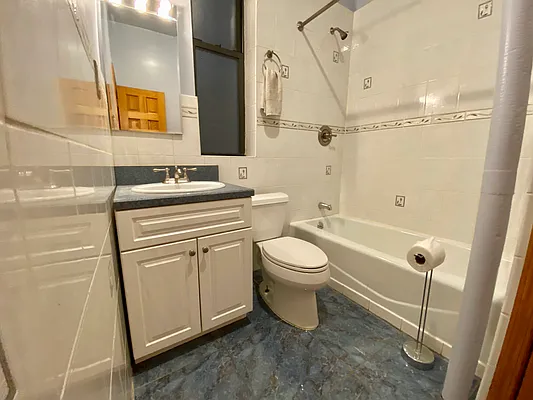 Rented by Compass | media 16