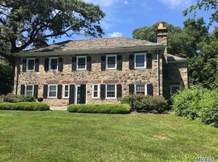 35 Lloyd Harbor Rd, Lloyd Harbor, NY 11743