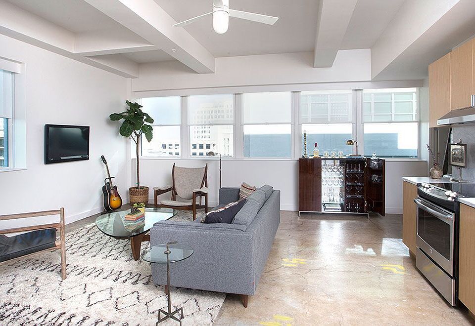 Apartment 6N ; Living Room