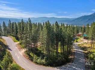 53 Summerwind Dr, Garden Valley, ID 83622