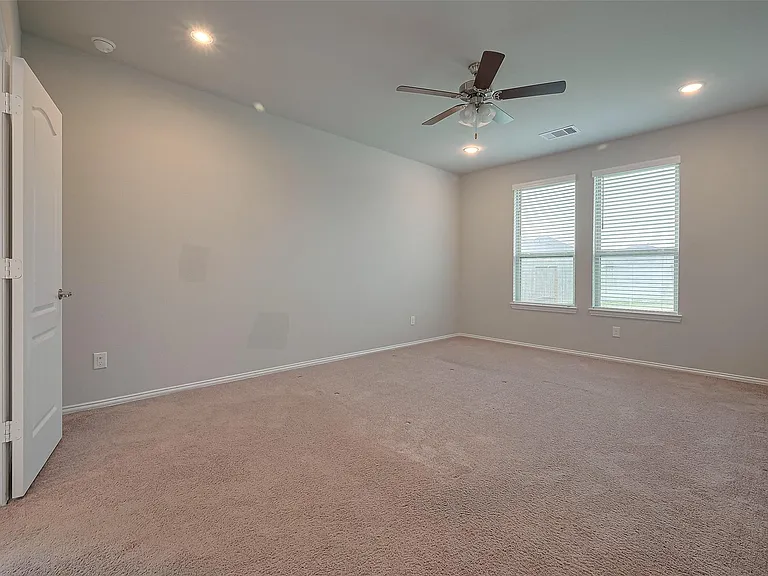 31415 Conover Dr — Photo 36