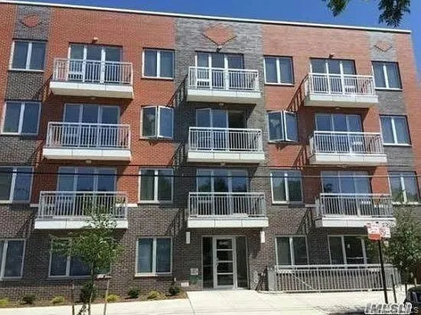 3215 Leavitt Street #1C, Flushing, NY 11354