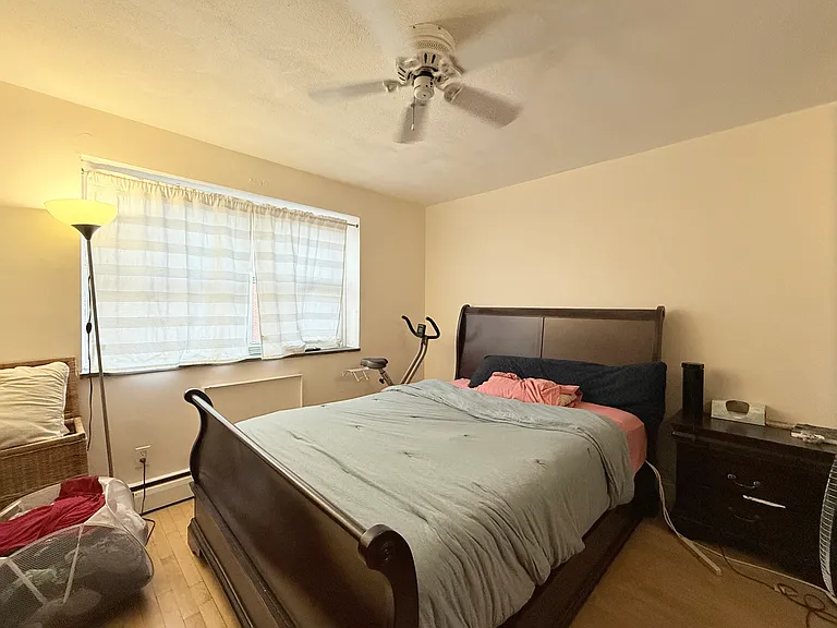 269 Harvard St #20 — Photo 12