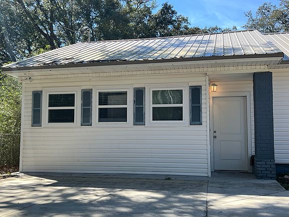2nd image of 6615 Tippin Ave #2