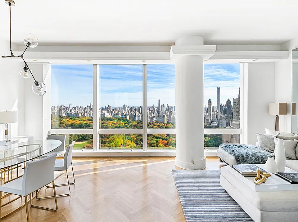 1st image of 25 Columbus Cir #52D