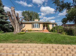964 Sims St, Dickinson, ND 58601