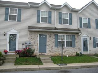 73 Laurel Dr, Myerstown, PA 17067