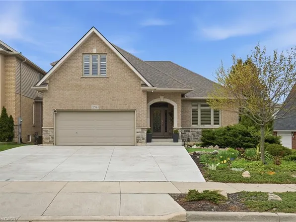 256 Highland Rd W, Hamilton, ON L8J 2V2