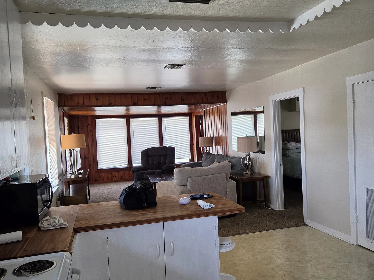 3 bed, 800 sqft, $1,200 — Photo 4