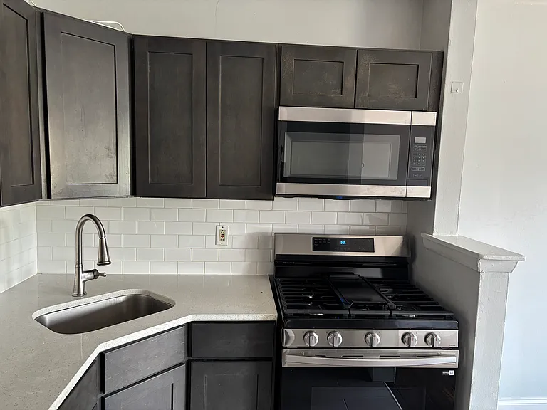 538 W 7th St #B1 — Photo 7