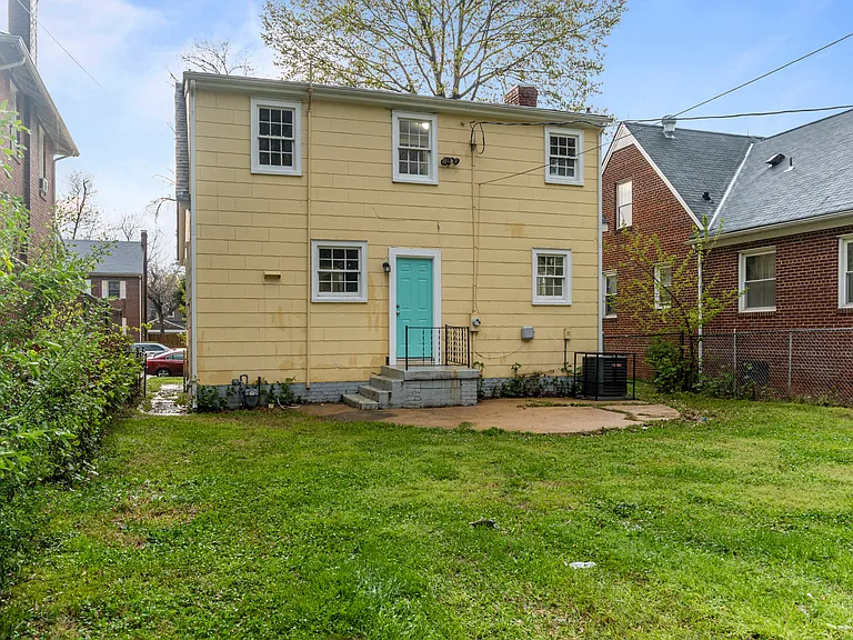 3509 Delaware Ave — Photo 24