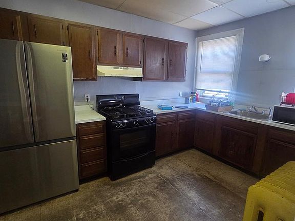 3rd image of 2522 Harlem Ave