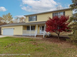 8748 Woodbury Rd, Laingsburg, MI 48848