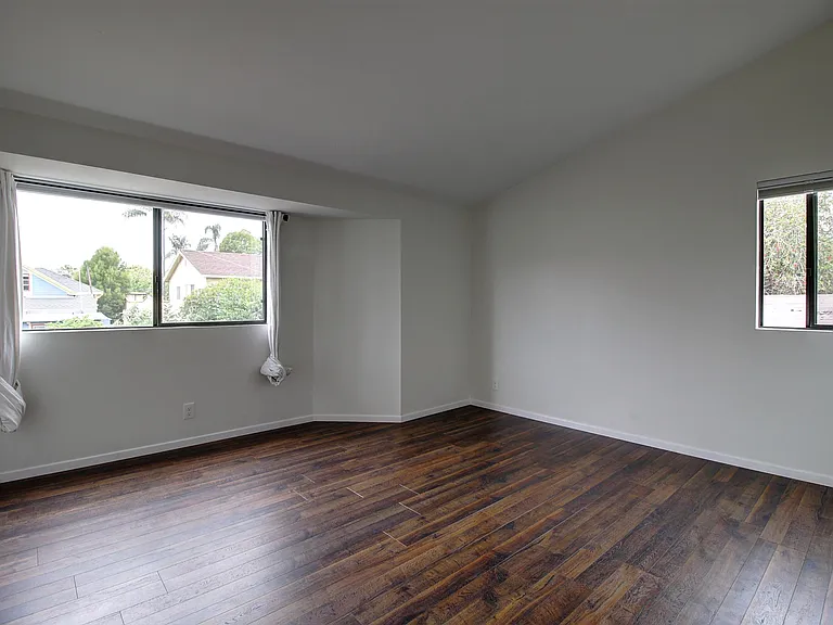 1624 Bath St #B — Photo 11
