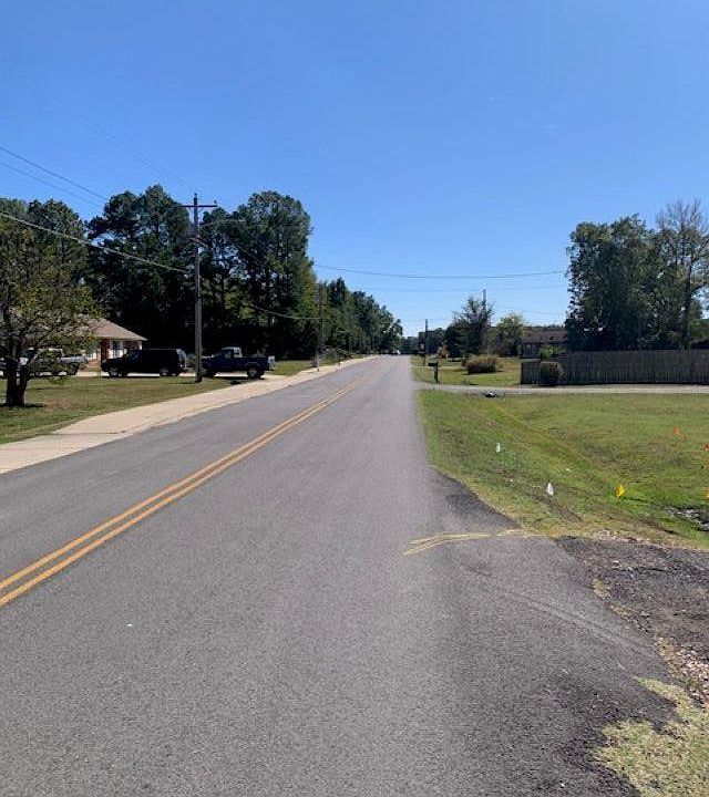 1st image of N Oak St
