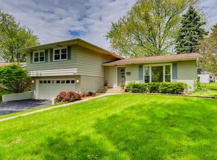 824 School Ct, Lombard, IL