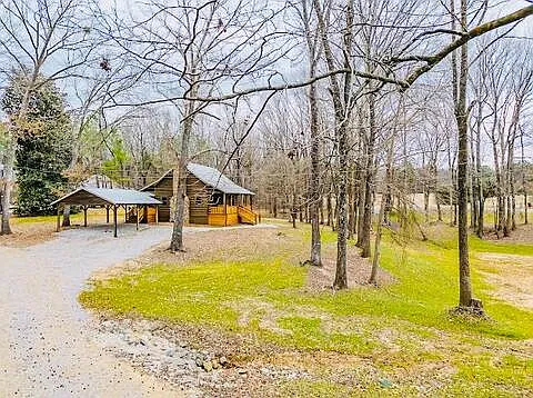 121 County Road 215