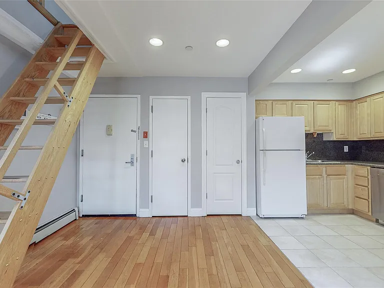 83-71 116th St #7B — Photo 8