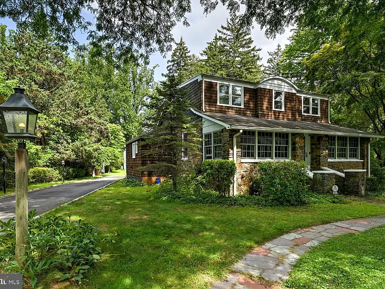 353 Cherry Hill Rd — Photo 3