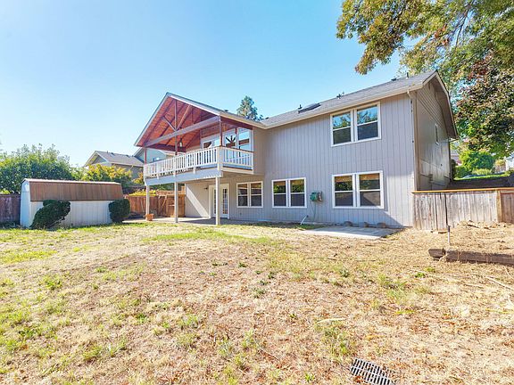 2nd image of 2203 NW Juliet Ln