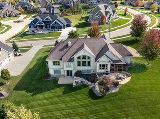 939 Carnoustie Way, Oregon, WI 53575