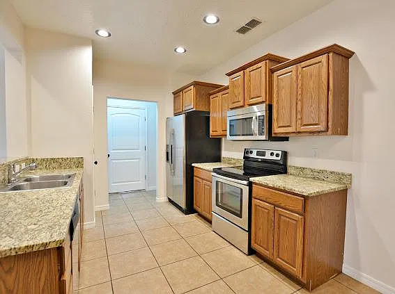 2537 Fred Daugherty Ave — Photo 4