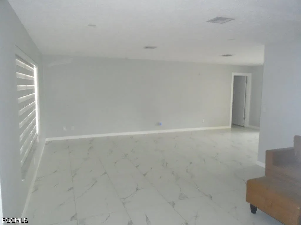 2 bed, 2.0 bath, 1436 sqft, $2,250 — Photo 4