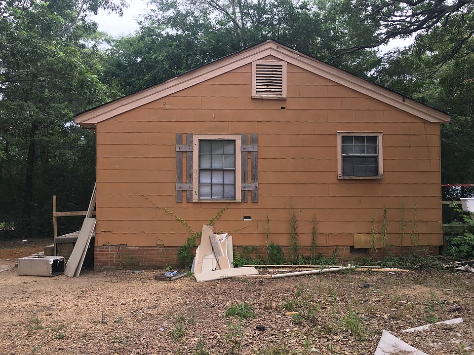 2nd image of 3549 Ridgecrest Dr