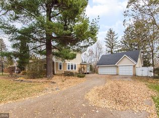 1290 Arbor St, Wayzata, MN 55391