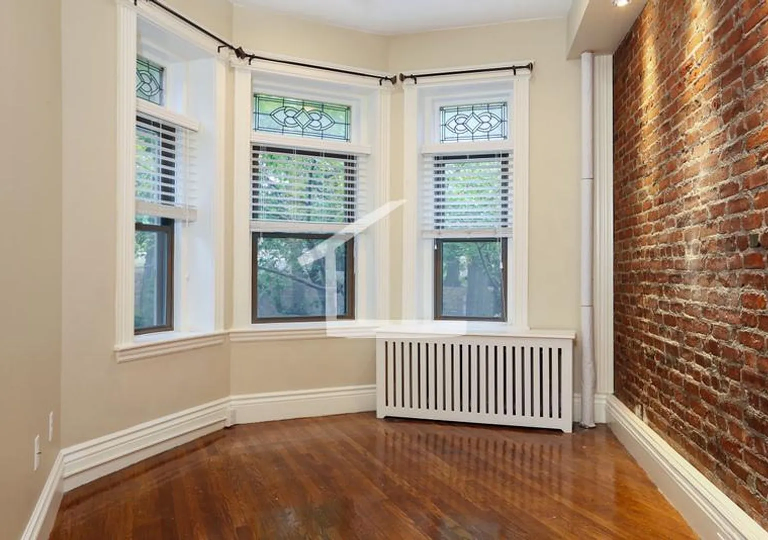 Nice 2 bed near Berklee — Photo 2