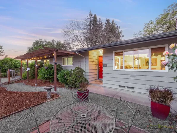 2142 Laguna Road, Santa Rosa, CA 95401
