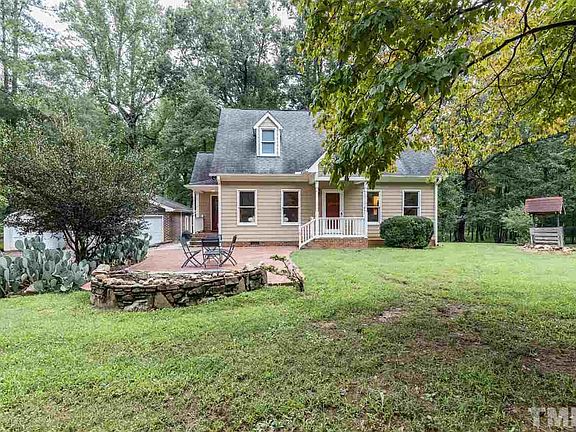 4th image of 2801 Canter Dr
