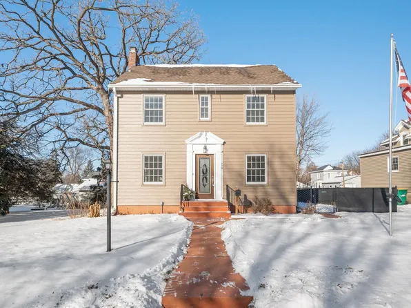 112 Main St W, Cannon Falls, MN 55009