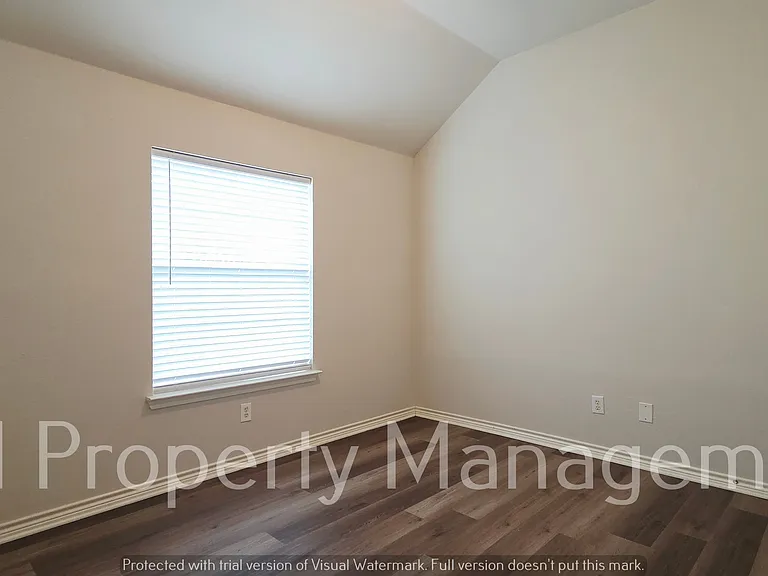 3305 Woodbluff Ln — Photo 25