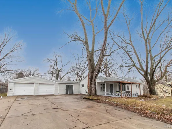 23106 Springbrook Dr, Farmington Hills, MI 48336